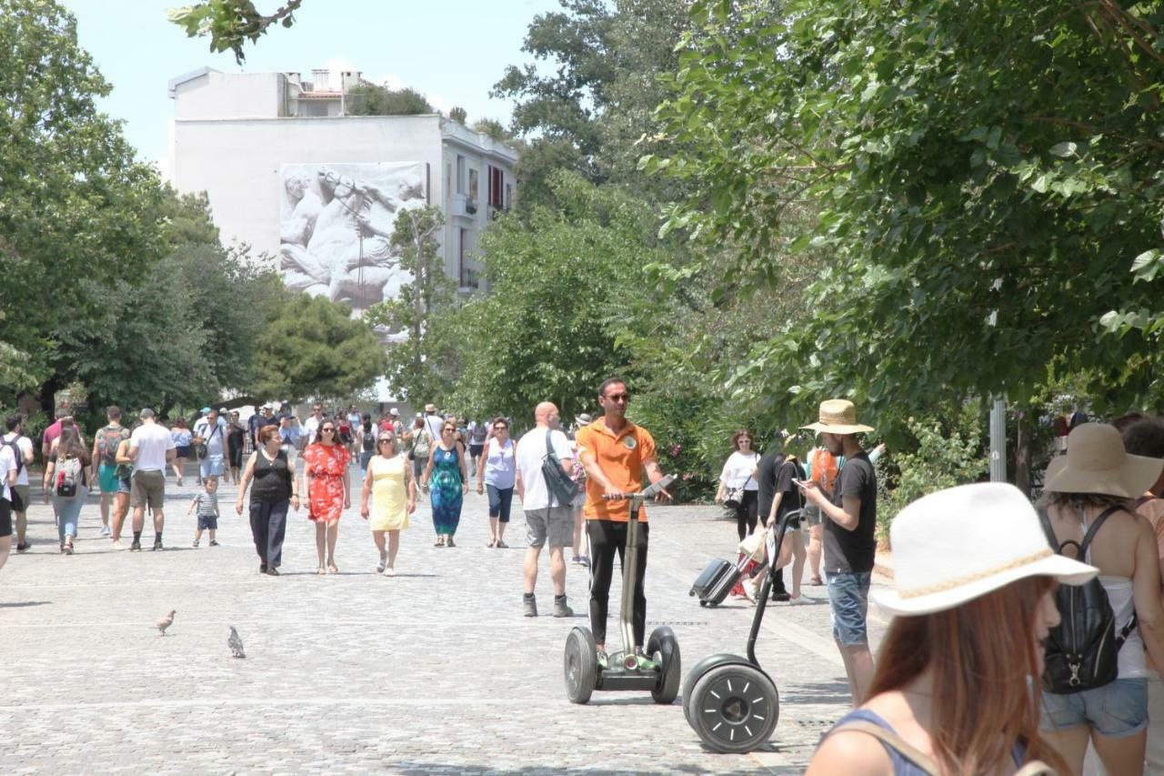 Stylish Studio Below The Acropolis Athens Exterior photo